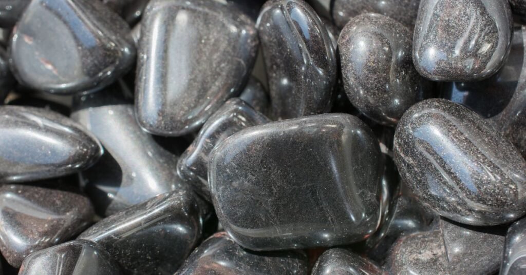 Tumbled Stones 